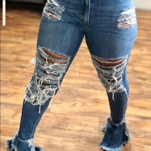 Meet your Posher, Eniya